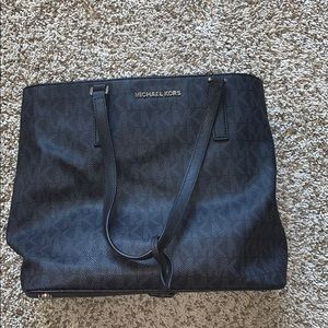 Black Michael kors purse